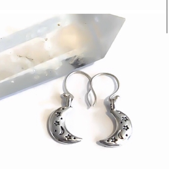 ****Donated***HANDMADE Crescent Moon Dangling Silver Earrings - Picture 2 of 5